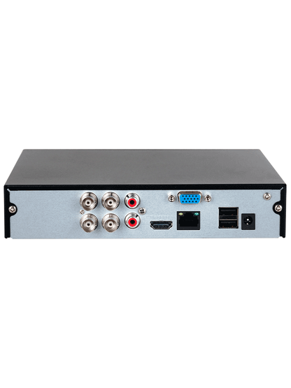 Kit de 4 canales con cámaras de 2MP y audio. Incluye DVR Cooper-I WizSense con IA y H.265+, 4 cámaras metálicas con micrófono integrado, 4 canales más 1IP o hasta 5 canales IP, 4 canales SMD Plus y accesorios incluidos/